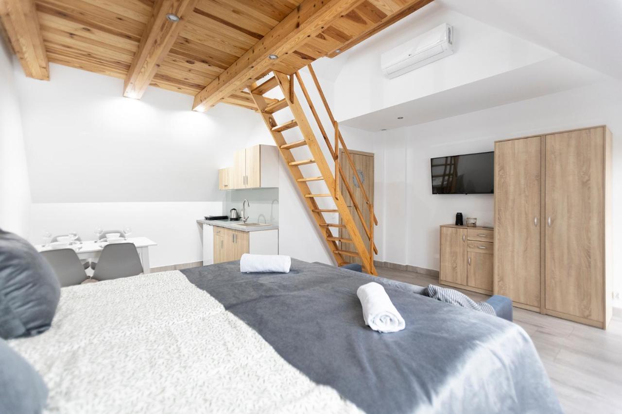 Galeon Apartamenty Mikołajki Exteriör bild
